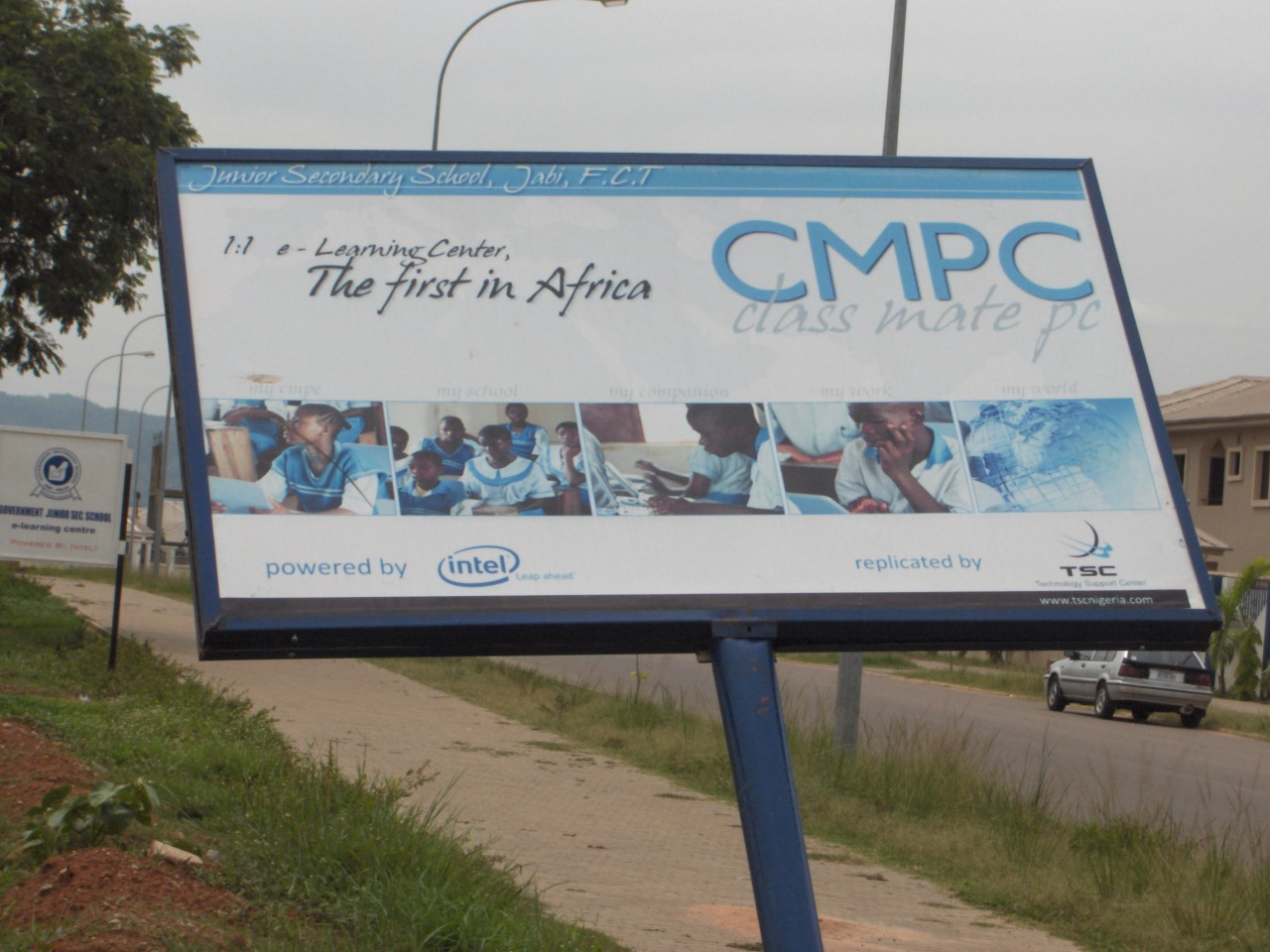 OLPC and Intel Classmate PC in Nigeria /static/Nigeria/hpim2150.jpg
